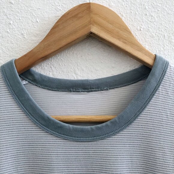 LLULULEMON 5 Year Basic Short Sleeves Tee No Size Tag Check Measurements - Picture 7 of 8